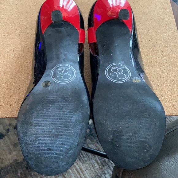 Jessica Simpson high heels - Picture 4 of 12